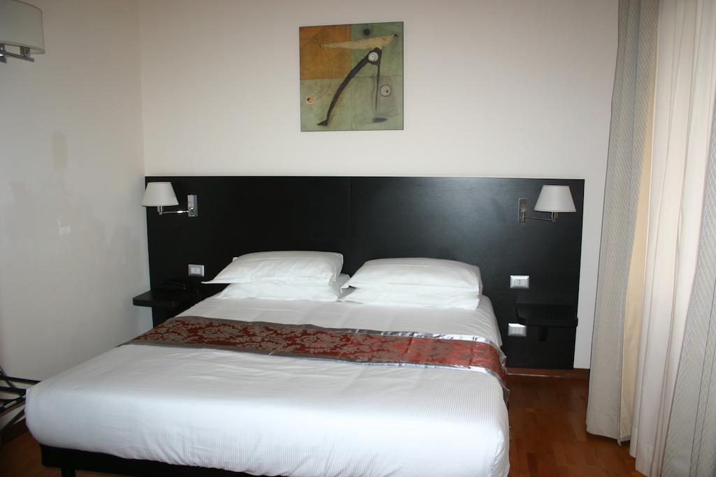Regal Park Hotel Roma Habitación foto